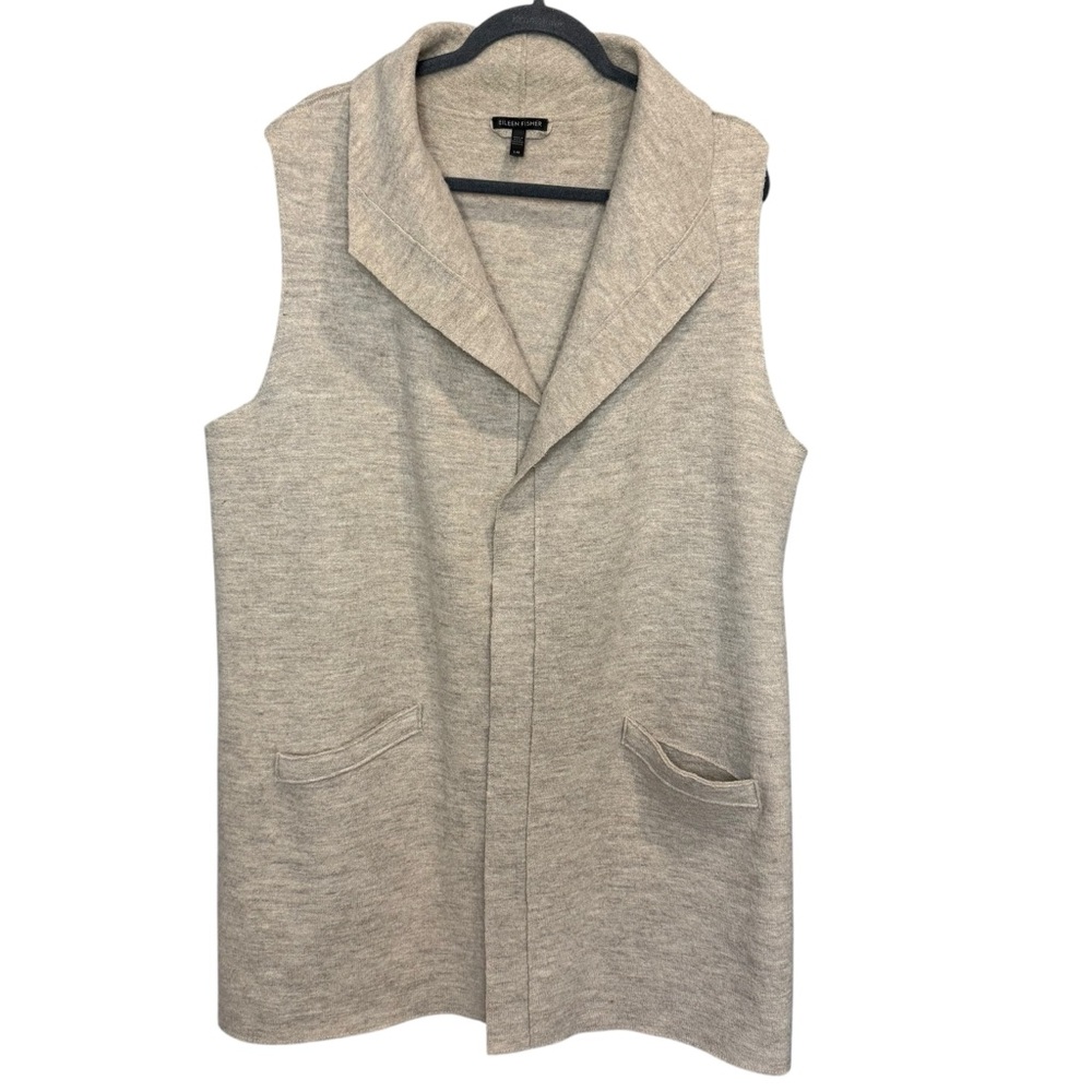 Eileen Fisher‎ boiled wool funnel neck vest in a light beige size large